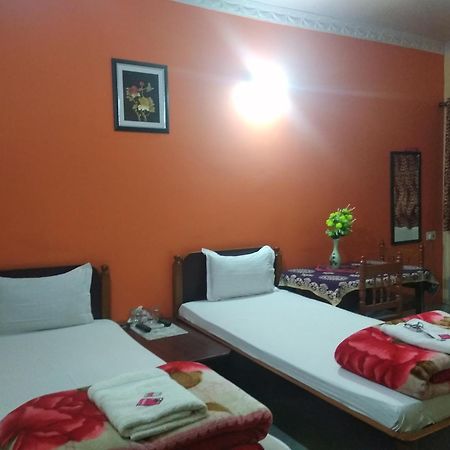 Hotel Chandrakala Regency 300 Meters From Dhanbad Railway Exterior photo