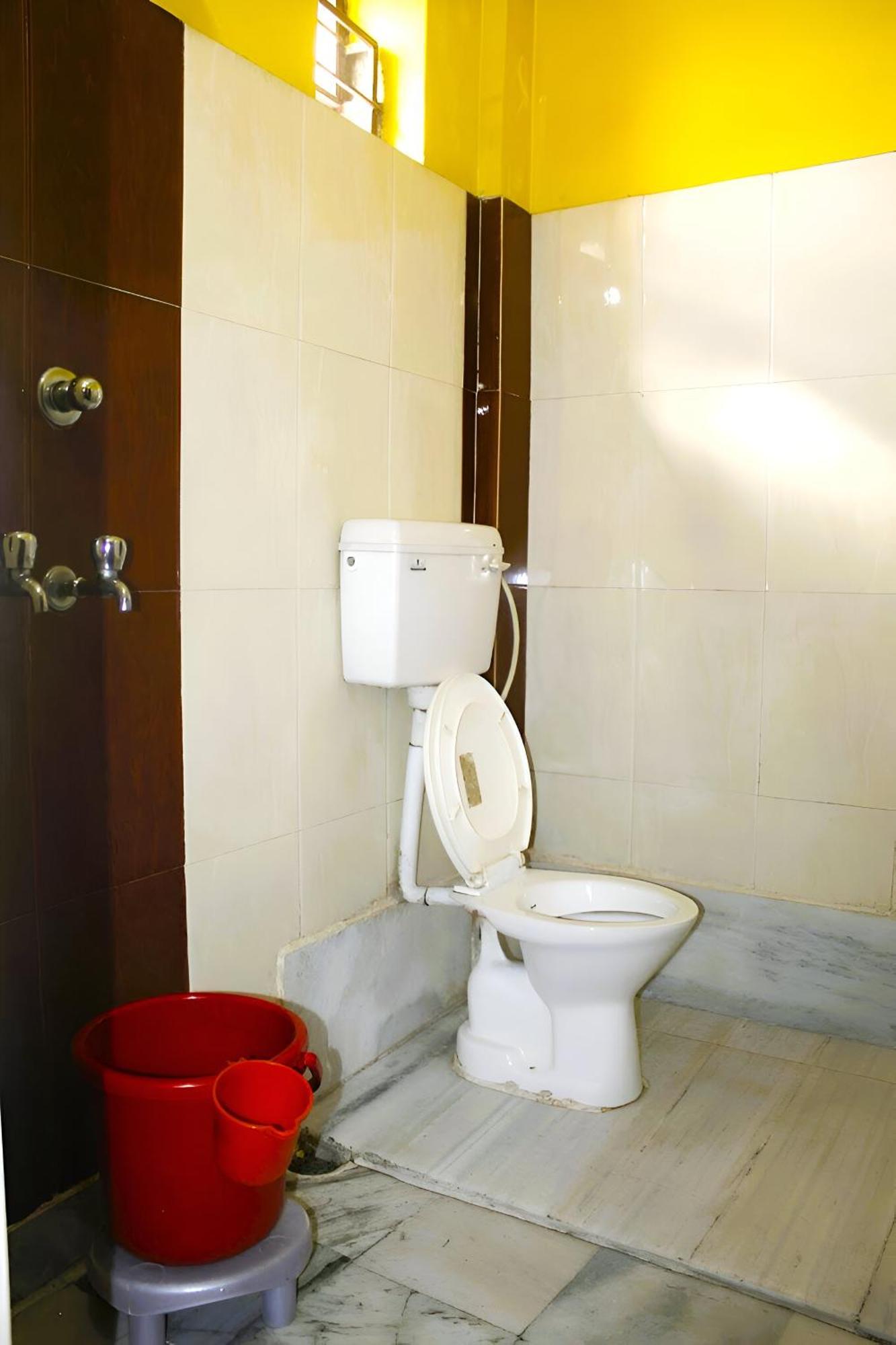 Hotel Chandrakala Regency 300 Meters From Dhanbad Railway Exterior photo